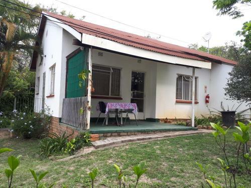Lodge Near2numbi