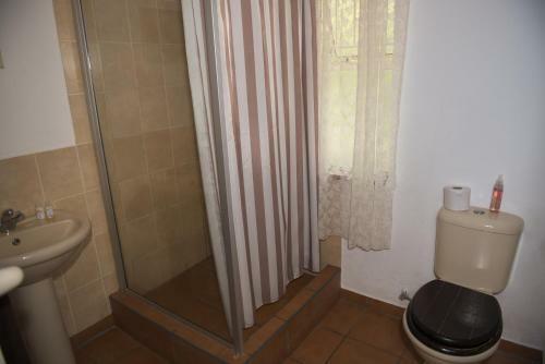Lodge Near2numbi
