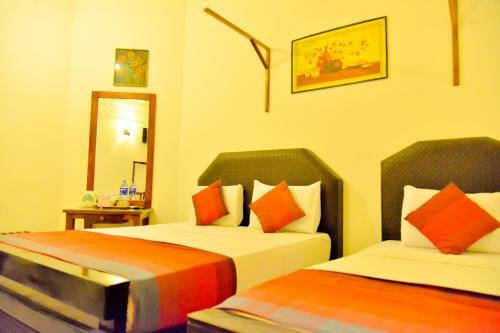 Thilaka City Hotel