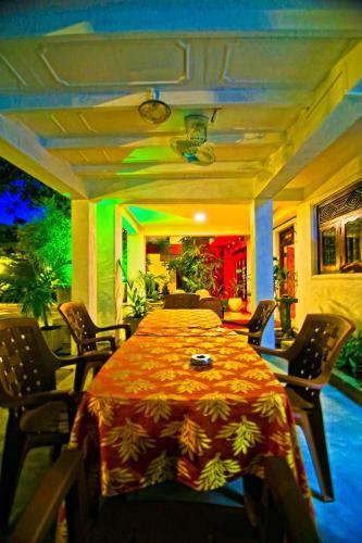 Thilaka City Hotel