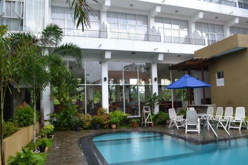 Hotel Ceylan Lodge