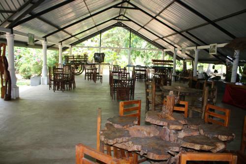 Dambulla Lake Hotel
