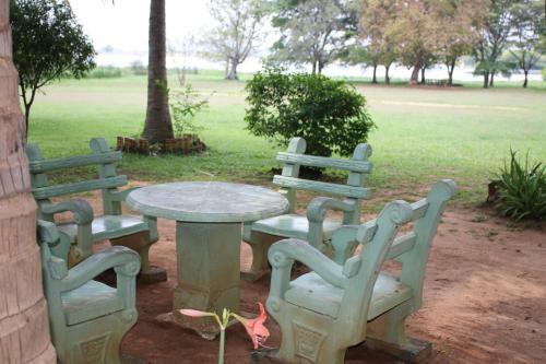 Dambulla Lake Hotel