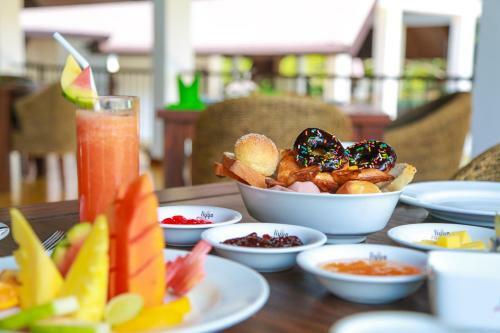 Hotel Liyya Water Villas