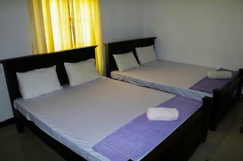 Hotel Deshani Holiday Inn