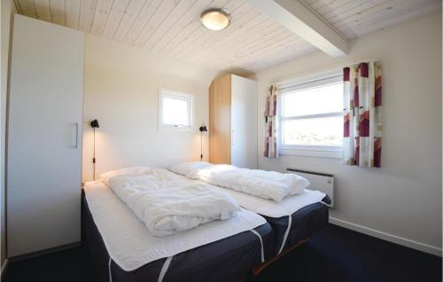 Four-bedroom Holiday Home In Blavand