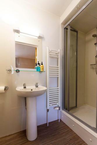 Hostal Greenlands Guest House