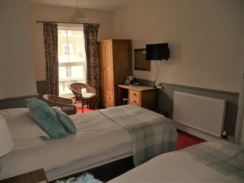 Hostal Kimberley House