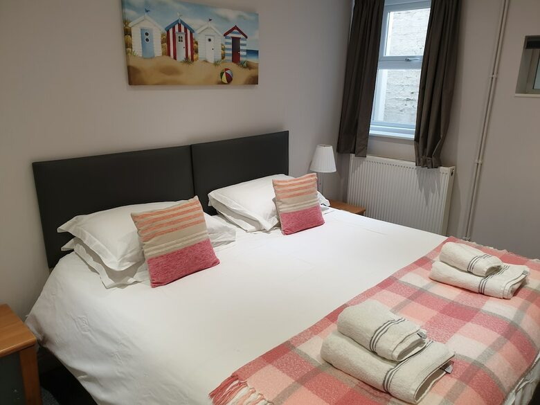 Hostal Kimberley House