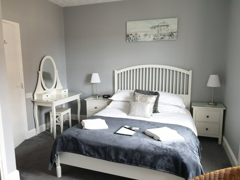 Hostal Kimberley House