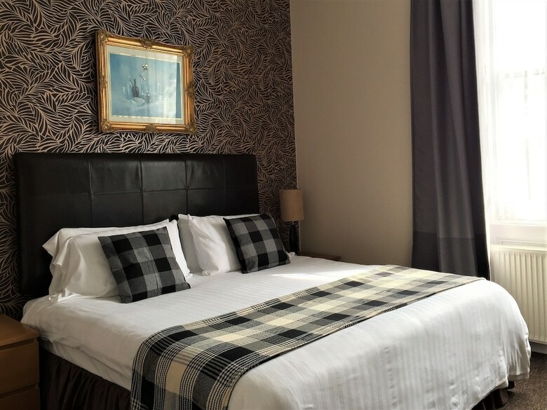 Hotel Palm Grove
