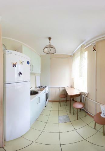 Esenina Street Apartment