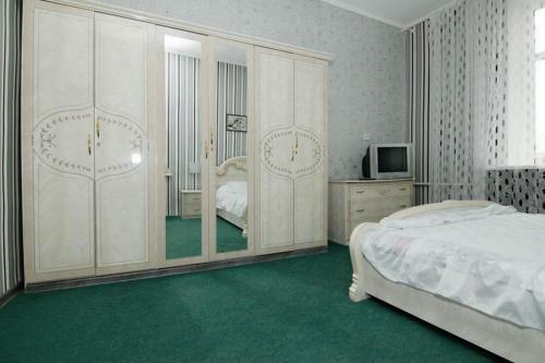 Apartments Elite Near Sovetskaya Subway Station