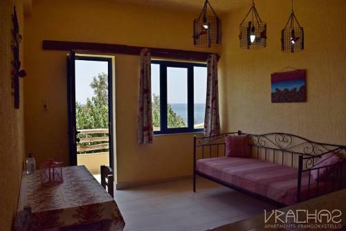 Vrachos Apartments