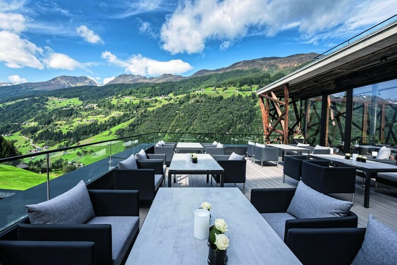 Hotel Chaletdorf Bergwiesengl�ck Auf 1250m