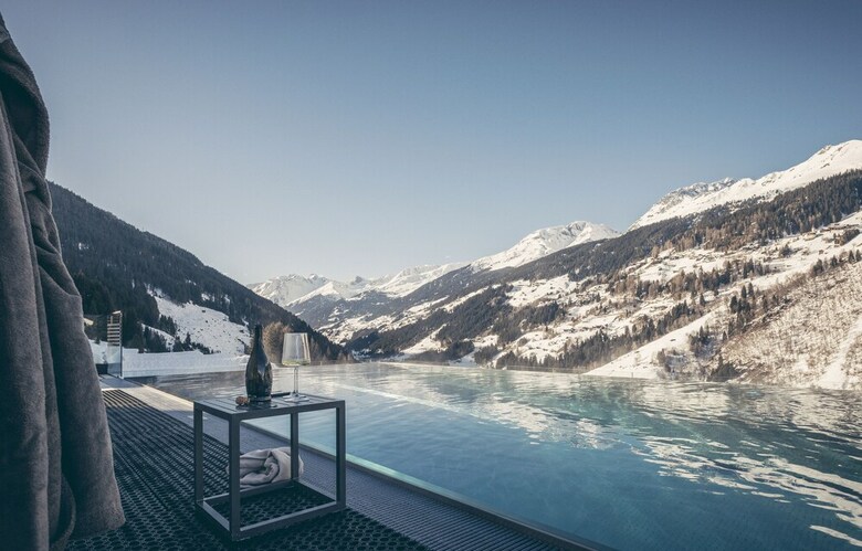 Hotel Chaletdorf Bergwiesengl�ck Auf 1250m