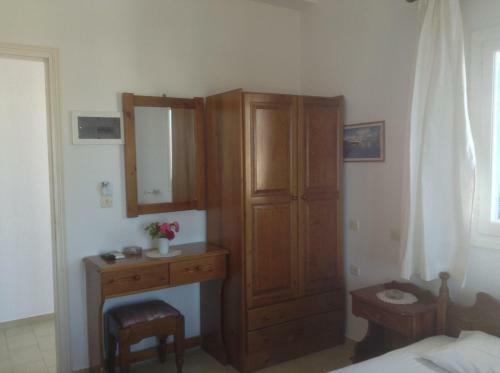 Hostal Rania Apartments