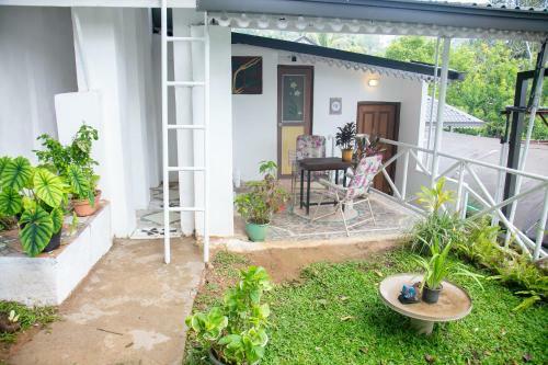 Manor House