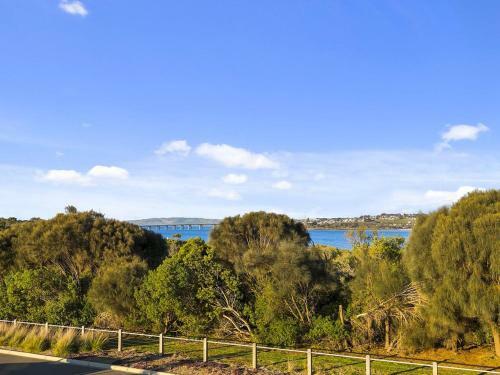 Bunya By The Sea