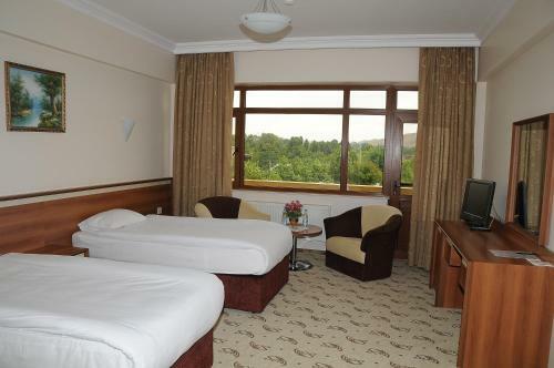 River Side Hotel