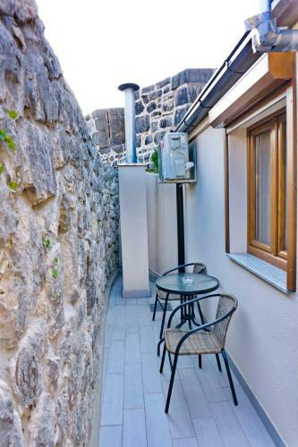 Hostal Vinopolis