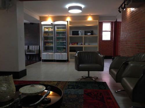 Hotel Cotoches Abre Campo
