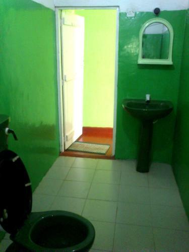 Hostal Haniffas Holiday Inn