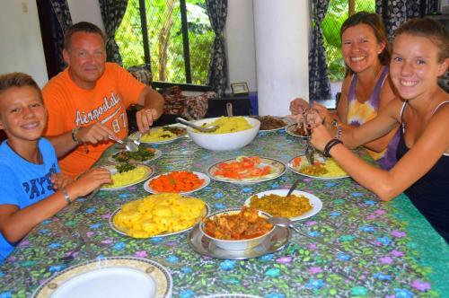 Hostal Haniffas Holiday Inn