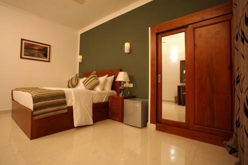 Hotel Travellers Nest