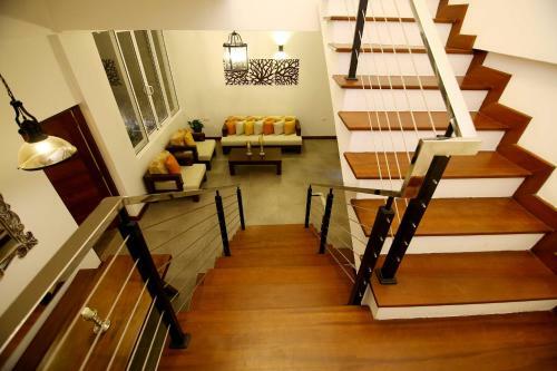 Hillcrest Villa
