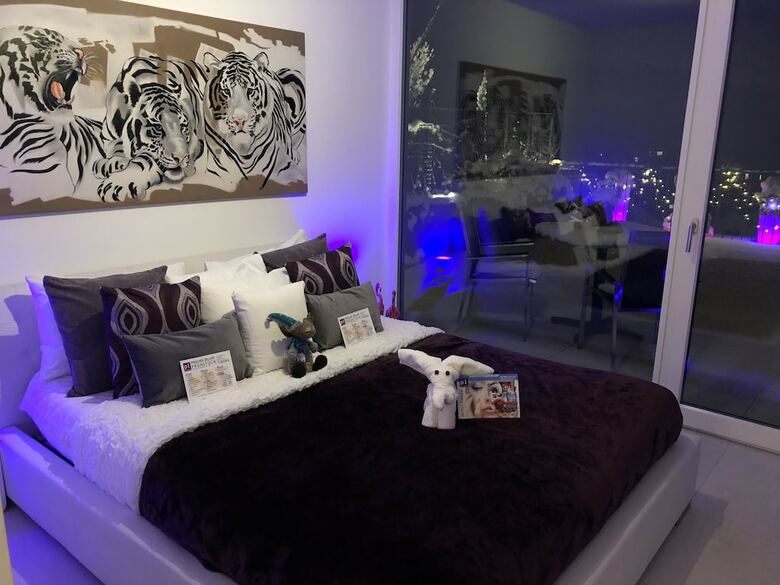 Bed & Breakfast Perfect Lifestyle� Design Boutique