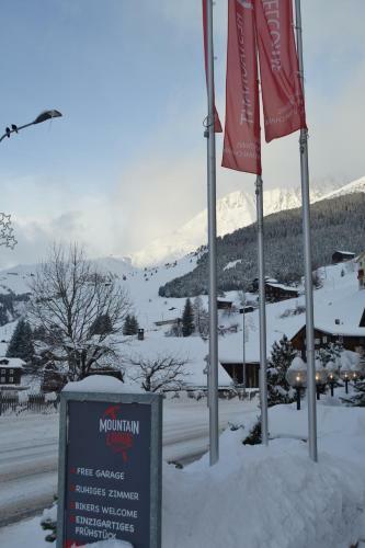 Hotel Mountain Lodge Sedrun