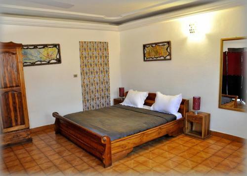 Hotel Aurore Lom�