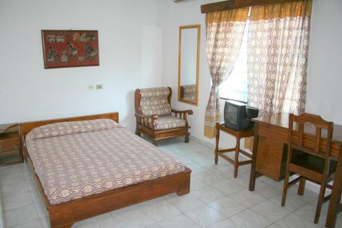 Hotel Aurore Lom�