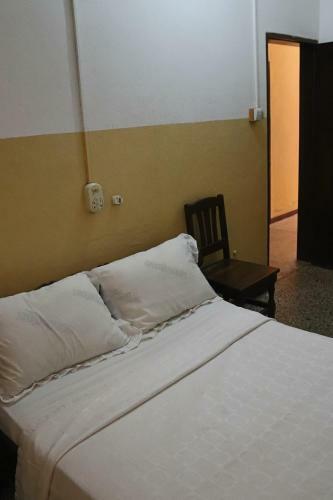 Hotel Aurore Lom�