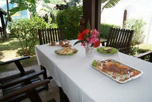 Hotel Aurore Lom�