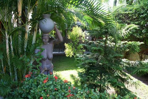 Hotel Aurore Lom�