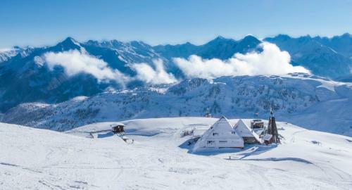Hotel Schneekarh�tte