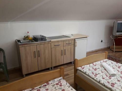 Apartments Emir