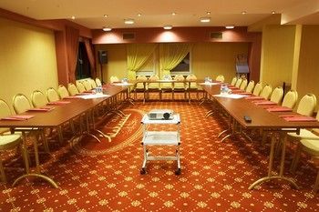 Hotel Warszawa Spa & Resort
