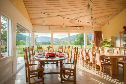 Bed & Breakfast H�tel-g�te Rural � 3 Km De Del�mont