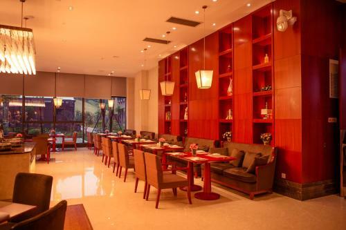 Hotel Ramada Plaza Chibi