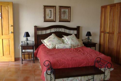 Villa Paradizo Ocean View-up To 14 People