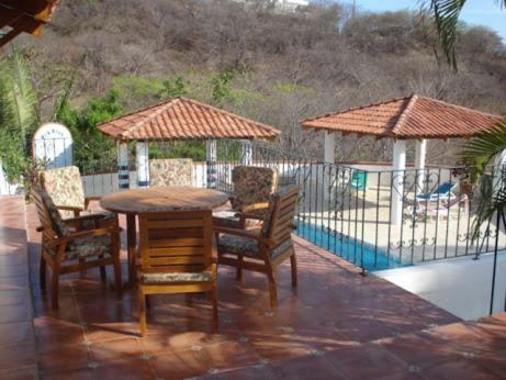 Villa Paradizo Ocean View-up To 14 People