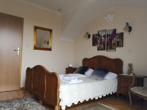Hostal Pensjonat B??kitny Anio?