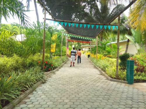 Hotel Paradise Island Park & Beach Resort