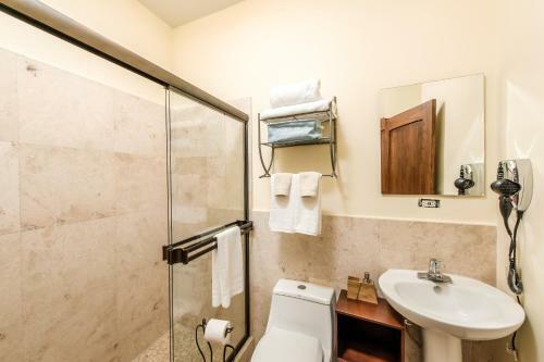 Hotel Sirena Serena B&B And Retreat