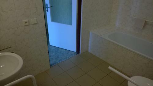 Hostal Penzion Pood?�