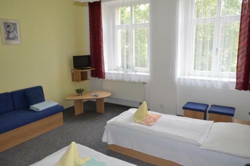 Hostal Penzion Pood?�