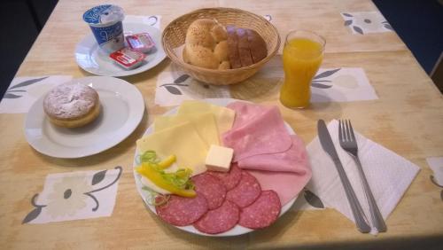 Hostal Penzion Pood?�